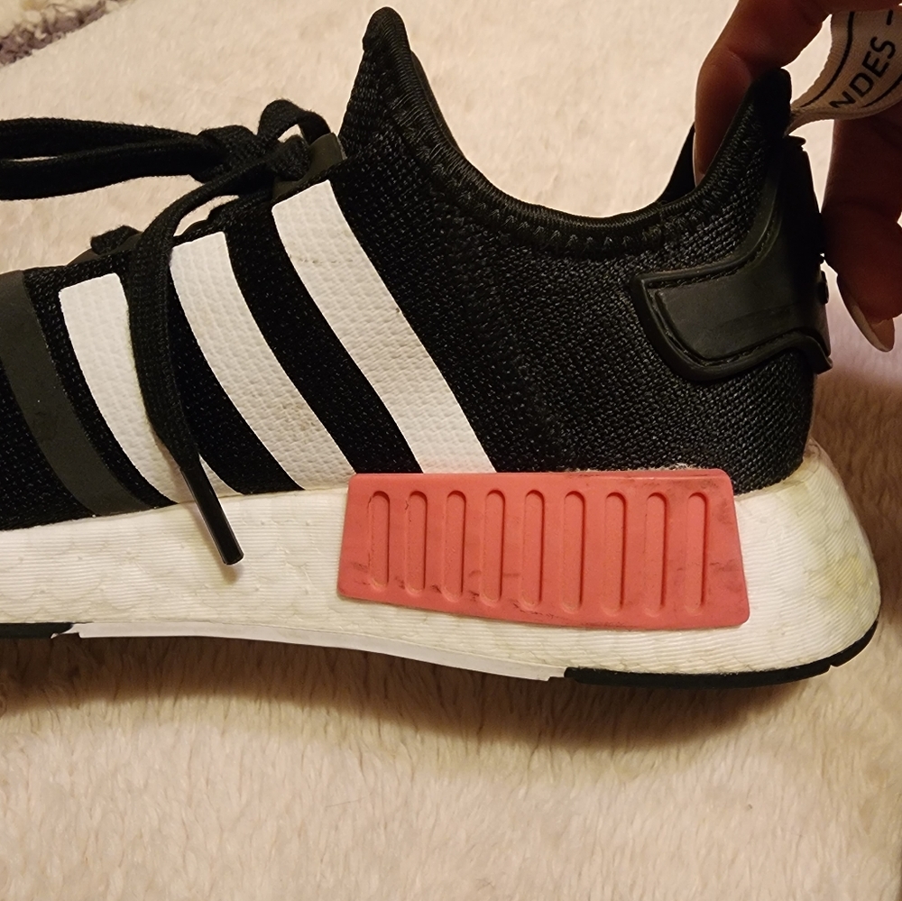 Adidas NMD R1 Size 8 - Picture 7 of 9